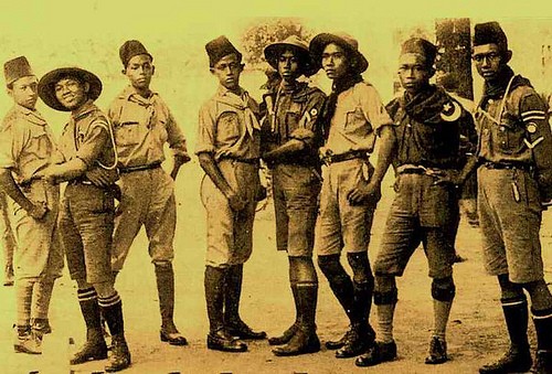 Tanggal 14 Agustus diperingati sebagai Hari Pramuka Indonesia. Gerakan Praja Muda Karana (Pramuka) memiliki sejarah yang turut berkontribusi dalam perjalanan bangsa. Lahirnya Pramuka di Indonesia turut menyulut berdirinya pergerakan nasional.