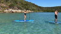 Keindahan pantai Queensland terlihat saat pasangan itu mendayung di perairan jernih. Foto: dok Instagram
