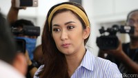 Yang tabah yah Nafa Urbach. Hanif Hawari/detikHOT