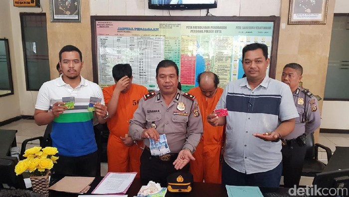 Pelaku Hipnotis dengan Guci Bergiok Ditangkap di Bali