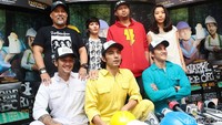 Pose para cast Warkop DKI Reborn. Pool/Ismail/detikFoto.