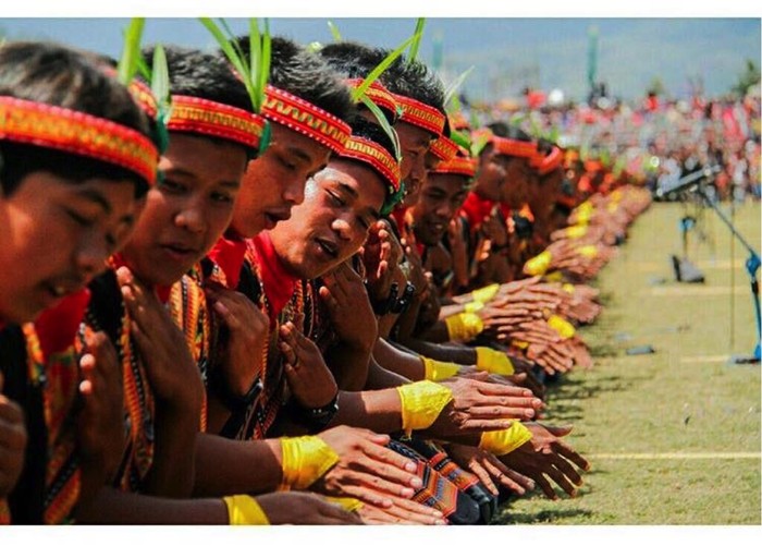 Raih Rekor MURI, 10 Ribu Orang Lebih Menari Saman di Gayo Leus