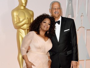 Oprah Ungkap Alasan Tak Mau Menikah Meski Sudah 30 Tahun Pacaran