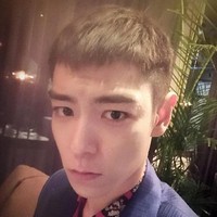 TOP rapper Big Bang memposting rambutnya yang sudah dicukur di social media SNS, pada Februari 2017 sebelum wamil. Namun ia kini dibebastugaskan karena tersangkut kasus narkoba. Foto: istimewa