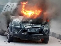 10 Faktor Penyebab Mobil Terbakar