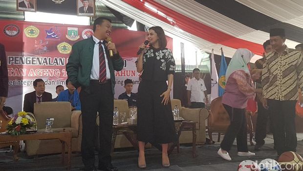 Menpora Candai Najwa Shihab: Semoga Segera Bersama Saya