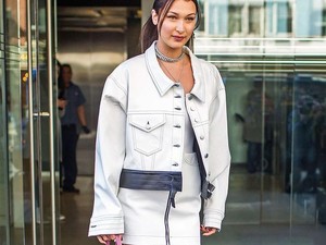 Tren Sepatu Boots Putih, Jadi Incaran Adriana Lima dan Bella Hadid