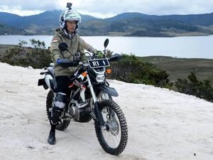 Foto: Blusukan Ngetrail Ala Kabinet Jokowi