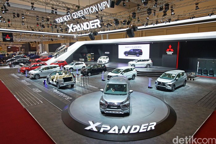 Booth Mitsubishi GIIAS 2017