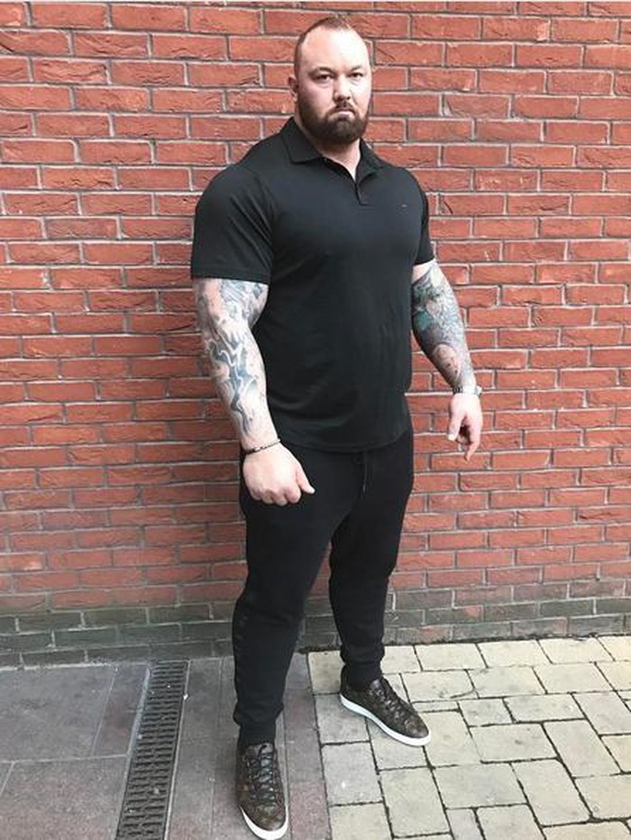 Jadi orang terkuat dunia tidak membuat dia kebal dengan Bells Palsy. Foto: instagram/@thorbjorsson Jadi orang terkuat dunia tidak membuat dia kebal dengan Bells Palsy. Foto: instagram/@thorbjorsson