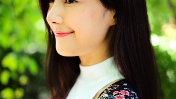 Dan sepertinya cukup banyak follower asal Indonesia. Terbukti cukup banyak kata cantik terlontar di kolom komentar. Foto: Instagram