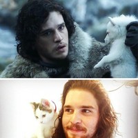 Pria yang mirip dengan bintang Games of Throne, Kit Harington ini adalah pemilik akun Instagram @facialfollicles. Halaman komentar Instagramnya kerap dihiasi komentar netizen yang menyebutnya begitu mirip pemeran Jon Snow itu. (Foto: Istimewa)