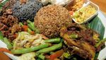 Dijamin Kekenyangan! 7 Racikan Nasi Komplet Tradisional untuk Makan Siang