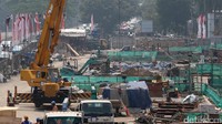 Pembangunan fisik Mass Rapid Transit (MRT) Jakarta fase 1 telah mencapai 76,1% hingga akhir Juli lalu. MRT Jakarta fase 1 terdiri dari Koridor Selatan-Utara (Lebak Bulus- Bundaran HI) yang tersambung sepanjang 16 km. Dengan tersambungnya Lebak Bulus dan Bundaran HI dengan MRT bakal mempersingkat waktu tempuh antara dua lokasi tersebut menjadi hanya 30 menit.