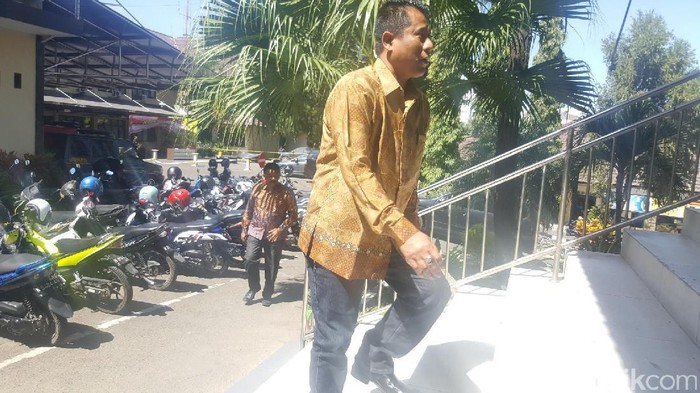 8 Jam Diperiksa, 12 Anggota DPRD Mulai Tinggalkan Polres Malang