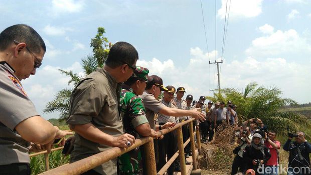 Irjen Iriawan Minta Polda Sumsel Serius Tangani Kasus Karhutla