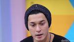 Duh! Senyuman Miller Khan Bikin Jatuh Hati