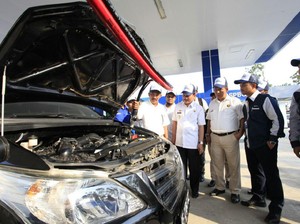Ratusan Konverter Kit Gratis Dipasang di Mobil Dinas dan Angkot