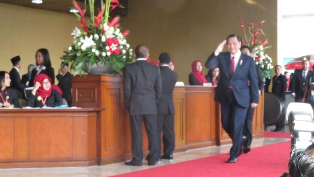 Menteri dan Anggota Dewan Mulai Berdatangan ke Sidang Tahunan