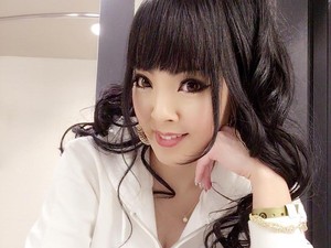 Bintang Porno Jepang Ini Jadi Idola Warga Bekasi