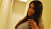 Dalam sebuah wawancara dengan media Vogue baru-baru ini, Serena juga rutin menyuntikkan antikoagulan ke tubuhnya setiap hari. Hal itu dilakukan untuk mencegah pembekuan darah. Ini memang dibutuhkan pada wanita yang sedang hamil, karena pembekuan darah rentan terjadi dan bisa berisiko serius jika tidak diawasi. (Foto: Instagram/serenawilliams)