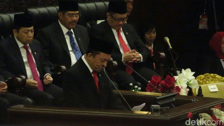 Ini Teks Doa Tifatul, Jokowi Gemuk dan JK Tua Hasil Improvisasi Ini Teks Doa Tifatul, Jokowi Gemuk dan JK Tua Hasil Improvisasi