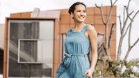 Cheers Up! Lihat Pevita Pearce Dulu Yuk! (Foto: Dok. Instagram/pevpearce)