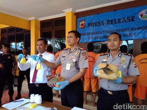 Bongkar Sindikat Narkoba, Polres Garut Sita Sabu dan Ekstasi