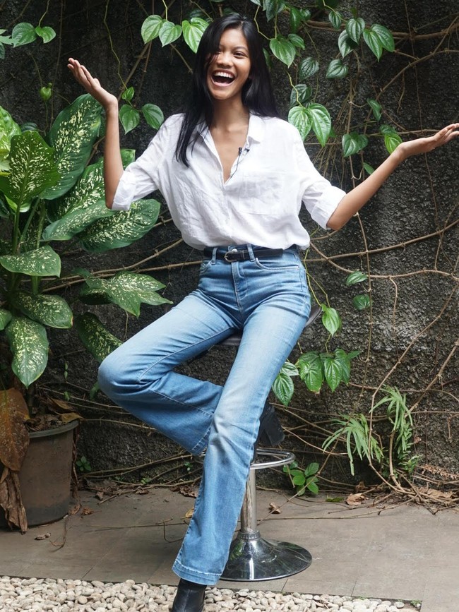Aku baru di-confirmed lagi beberapa jam sebelum fashion show.  I was so excited yet nervous, kenang Laras. (Foto: Daniel Ngantung/Wolipop)