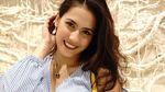 Cheers Up! Lihat Pevita Pearce Dulu Yuk!