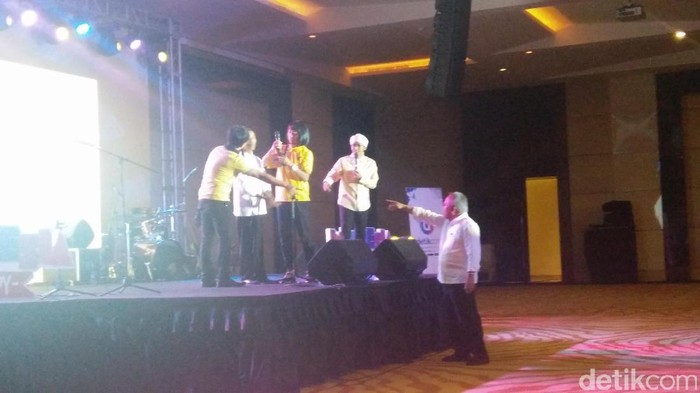 Kocak! Saat Menteri Basuki Ngerjain Jokowi KW di Indonesia Happy