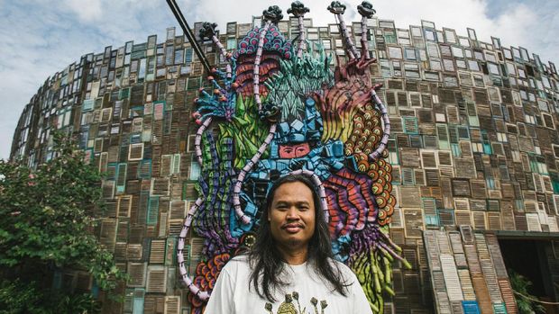 Karya Instalasi Eko Nugroho di Bali Terbuat dari 300 Kilogram Sampah 