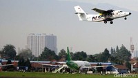 Pesawat rancangan anak bangsa ini take off dari Bandara Husein Sastranegara, Jalan Pajajaran, Kota Bandung, Rabu (16/8/2017) dari pukul 09.00-10.00 WIB.