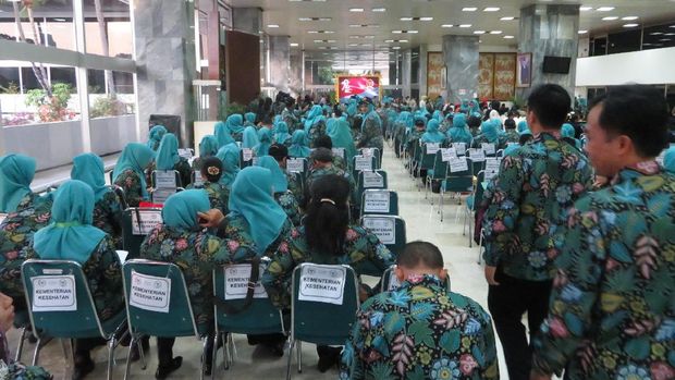  peserta mulai menempati kursi yang sudah disediakan di Gedung Nusantara III DPR.