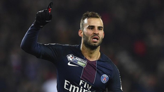 Paris Saint-Germains Spanish forward Rodriguez Jese celebrates after scoring a goal during the French League Cup football match between Paris Saint-Germain (PSG) and Lille (LOSC) at the Parc des Princes stadium in Paris on December 14, 2016.  / AFP PHOTO / FRANCK FIFE