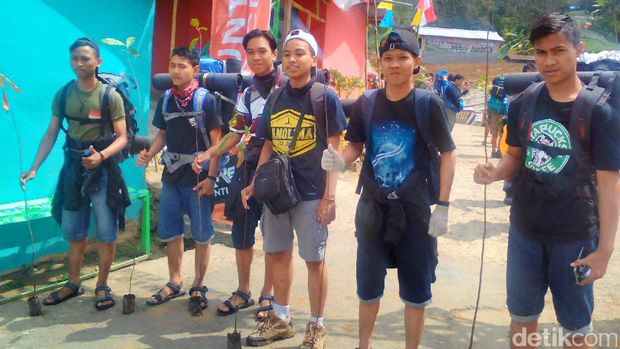 Pendaki Gunung Slamet. 
