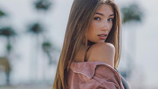 Lorena Rae
