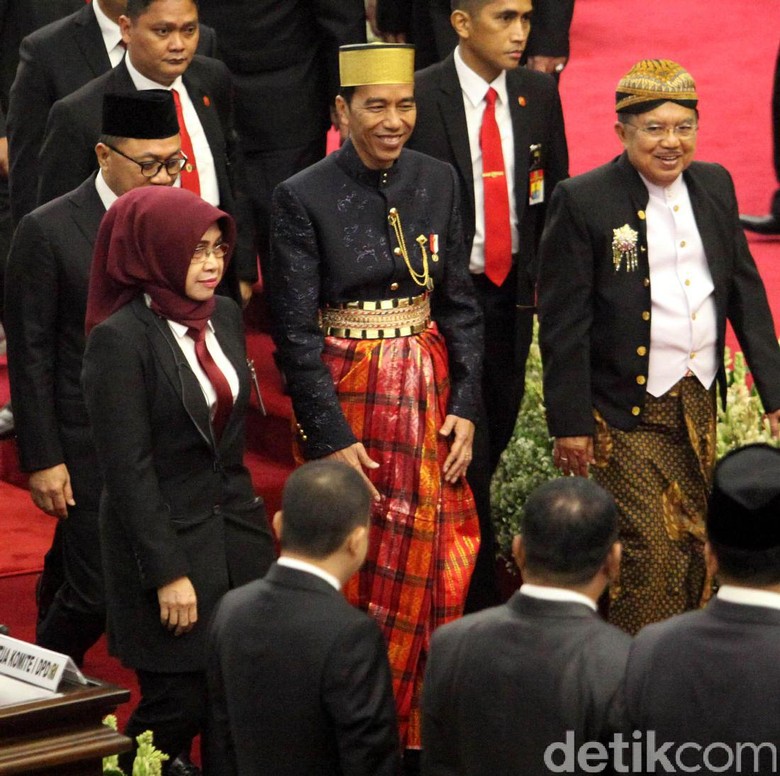 Tanggapi Survei CSIS, Istana: Pemerintah Kerja Lebih Keras Lagi Tanggapi Survei CSIS, Istana: Pemerintah Kerja Lebih Keras Lagi