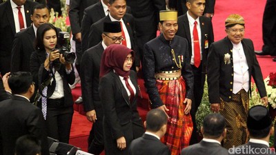 Foto: Kompak, Jokowi-JK Berbaju Adat di Sidang Tahunan