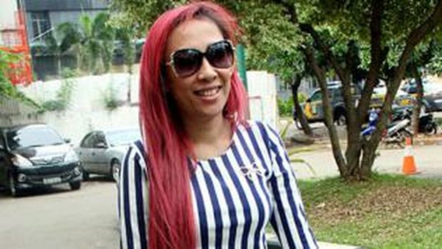 Aurelie Moeremans Jadi Paskibra Underwater, Status Komika Acho Masih Tersangka