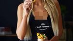 Foto: Pelayan Burger yang Seksi-seksi