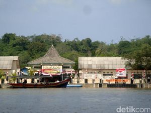 Menyelami Kampung Laut di Segara Anakan Cilacap