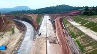 Diharapkan pada Juni 2018 nanti, total 140,7 km dari ruas Tol Bakauheni-Terbanggi Besar bakal beroperasi secara keseluruhan. (Dok. Hutama Karya).