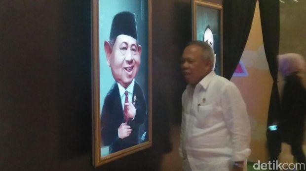 Menteri Basuki di acara Indonesia Happy / 