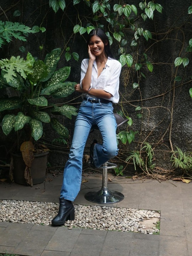 Tak lama setelah resmi bernaung di bawah agensi model Native Models ID, Laras mendapat tawaran dari Ford Models untuk mencoba peruntungan di Paris Fashion Week. (Foto: Foto: Daniel Ngantung/Wolipop)