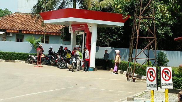 Penampakan SPBU yang Jual Pertamax-Pertalite dengan Warna Sama.