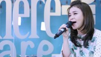 Pada album ini, Rossa beruntung bisa bekerja sama dengan Mitch Allen, produser Demi Lovato, Kelly Clackson hingga Selena Gomez. Foto: Asep Syaifullah