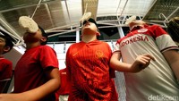 Dari sekian banyak kegiatan, lomba makan kerupuk dan tarik tambang yang paling menyita perhatian anak-anak tersebut, mungkin ini disebabkan permainan yang dilakukan oleh mereka belum pernah mereka temukan di negara asalnya.