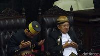Wapres JK tersenyum dengar doa Tifatul.