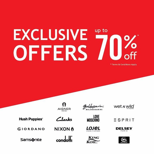 Ingin beli sepatu Hush Puppies? Kunjungi mal Lotte Shopping Avenue lantai GF. Di sana, tersedia gelaran diskon dari berbagai merek, seperti Esprit, Delsey, Samsonite, Aigner, Giordano, dan Hush Puppies hingga 70%.